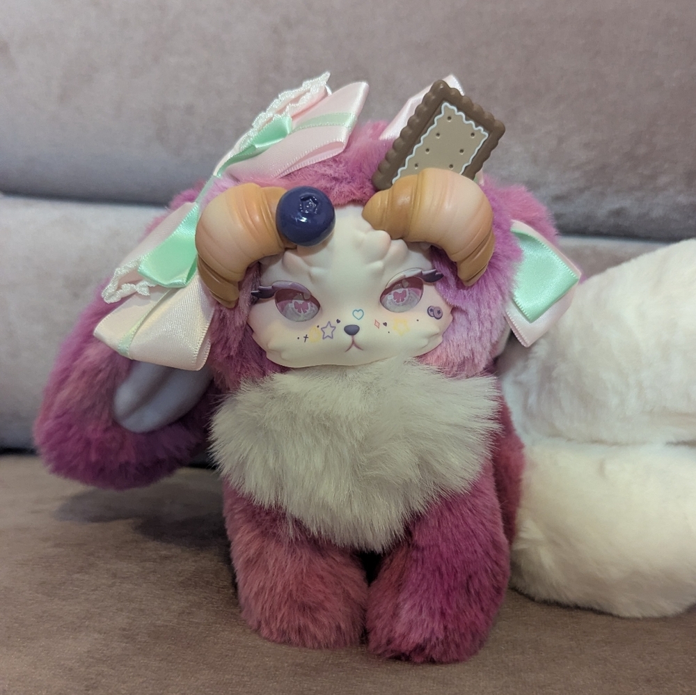 Tutulong Honey Sweet Dessert Plush - Crispy Blueberry - Picture 2 of 2